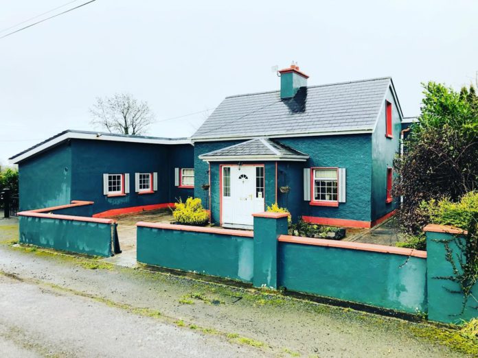 Properties for sale: “attractive, charming and spacious” one-bedroom country cottage in Coolnagun, Co Tipperary, Ireland.