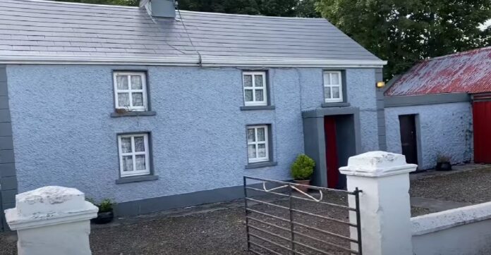“Return to the West of Ireland and enjoy countryside living or experience it for the first time” through the acquisition of APP Kirrane Auctioneering’s newest listing in Lisrivis, Williamstown, Co Galway.