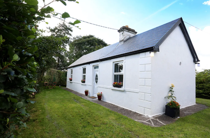 “One of the cosiest cottages on the market” is how CK Properties has described its newest listing in Foxford, Co Mayo.